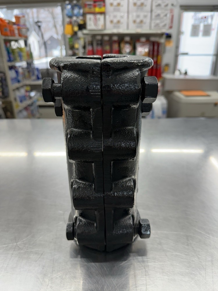2 1/2” 2 Piece Split Coupler