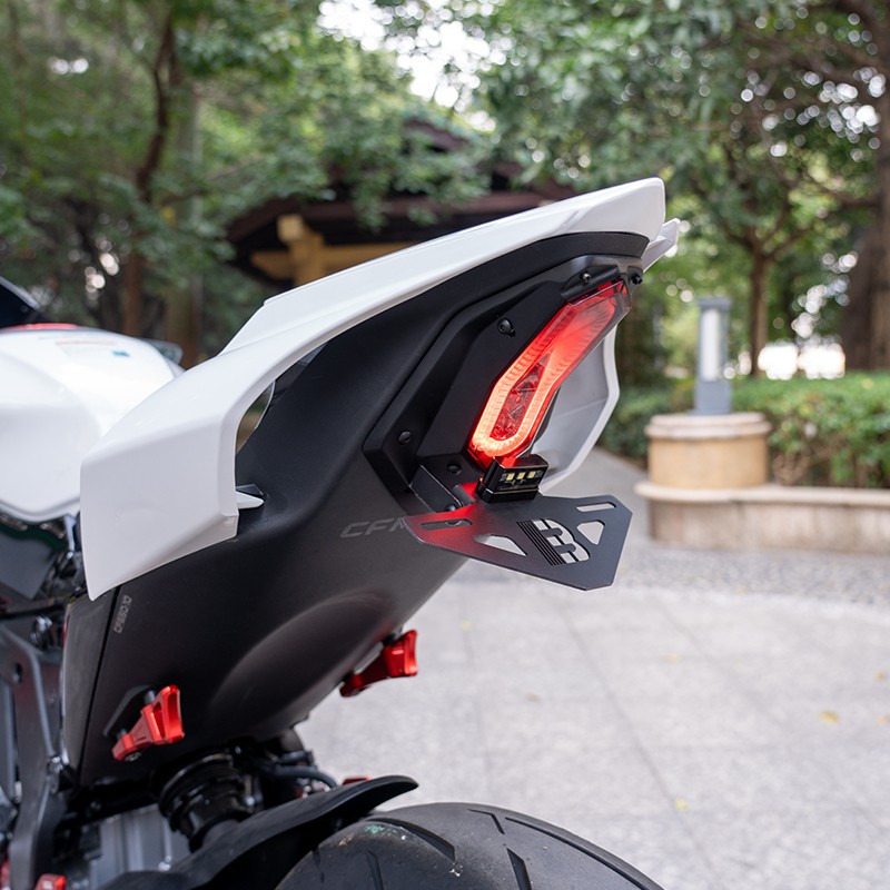 For CF-moto 675SR-R 675SS 675NK 675SR-S LED Tail Light License Plate Holder