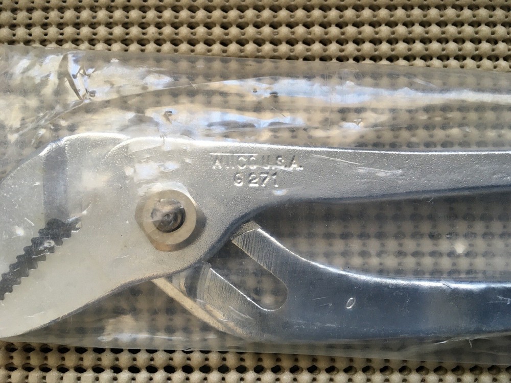 Wilco Slip Joint Pliers