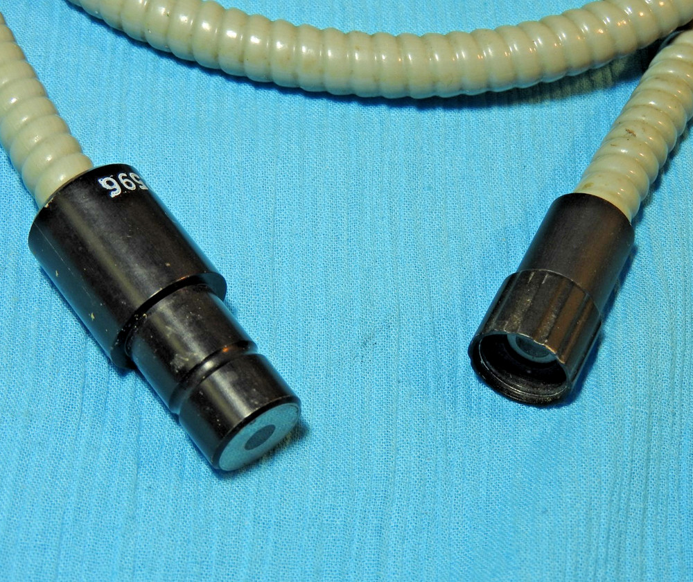 VOLPI SINGLE 40 IN VERY FLEXIBLE LIGHT GUIDE, 2596 - Used