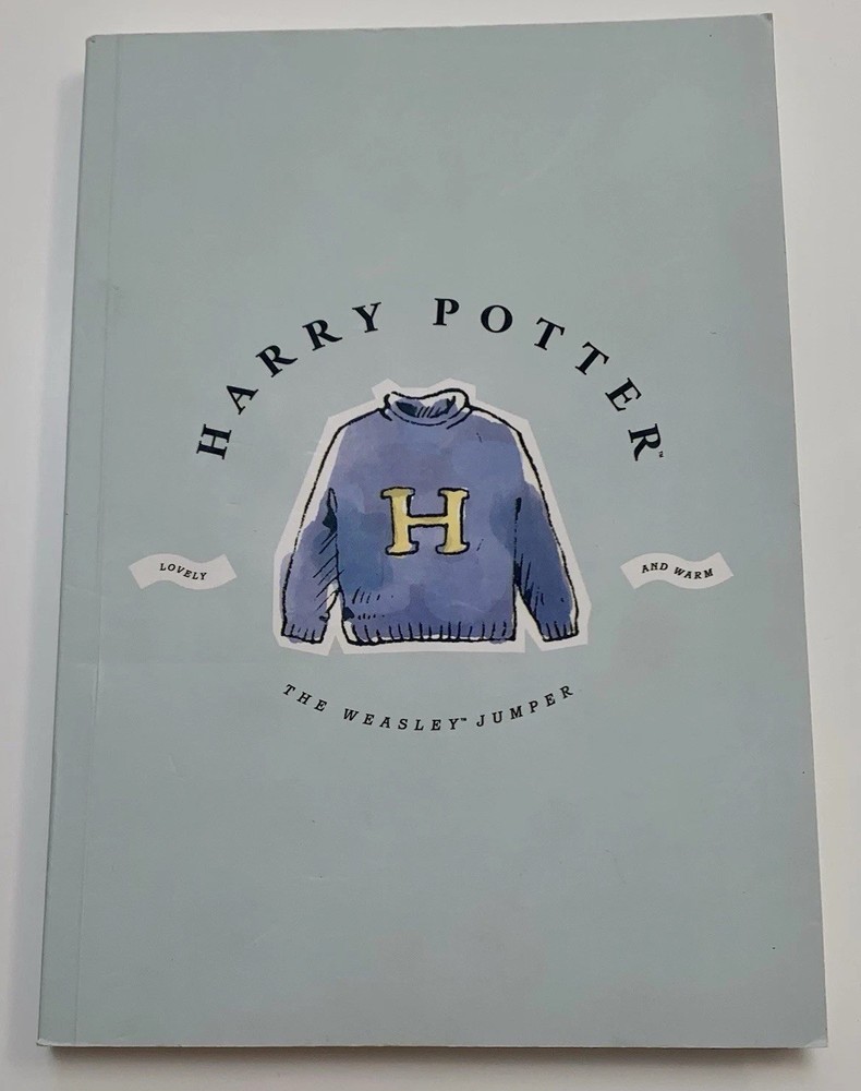 Harry Potter The Weasley Jumper Lined Notebook (Paperback)