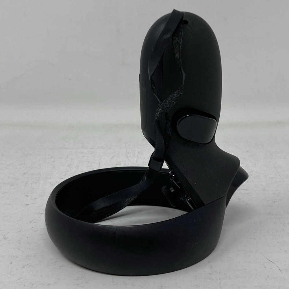 Genuine Oculus Quest 1 / Rift S Controller (Right Only) MI-BL - Black Controller