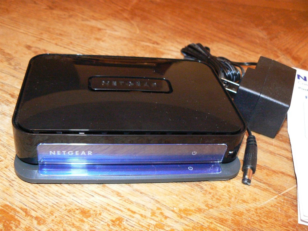 Netgear Model PTV2000 Push2TV HD TV Adapter for Intel Wireless Display
