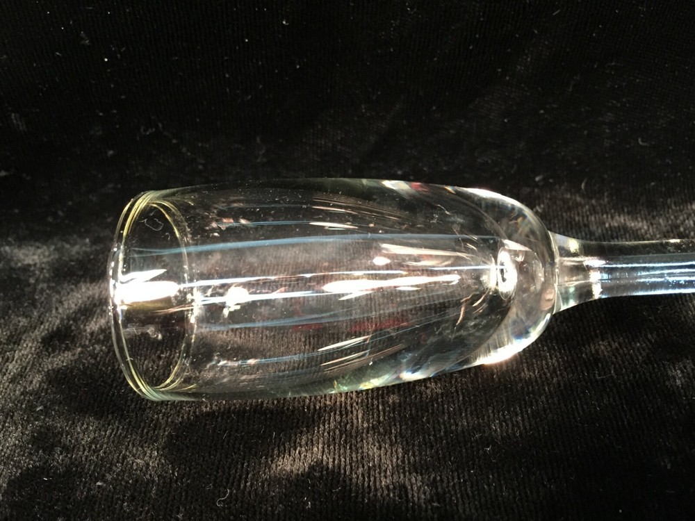 2 Different Sets of 4 Cordial Glassware