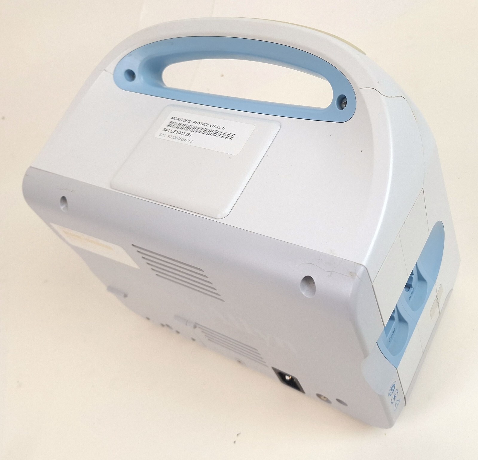 Welch Allyn Connex Vital Sign Monitor 6000 WIFI EMR Conn 65NTXX with Accessories