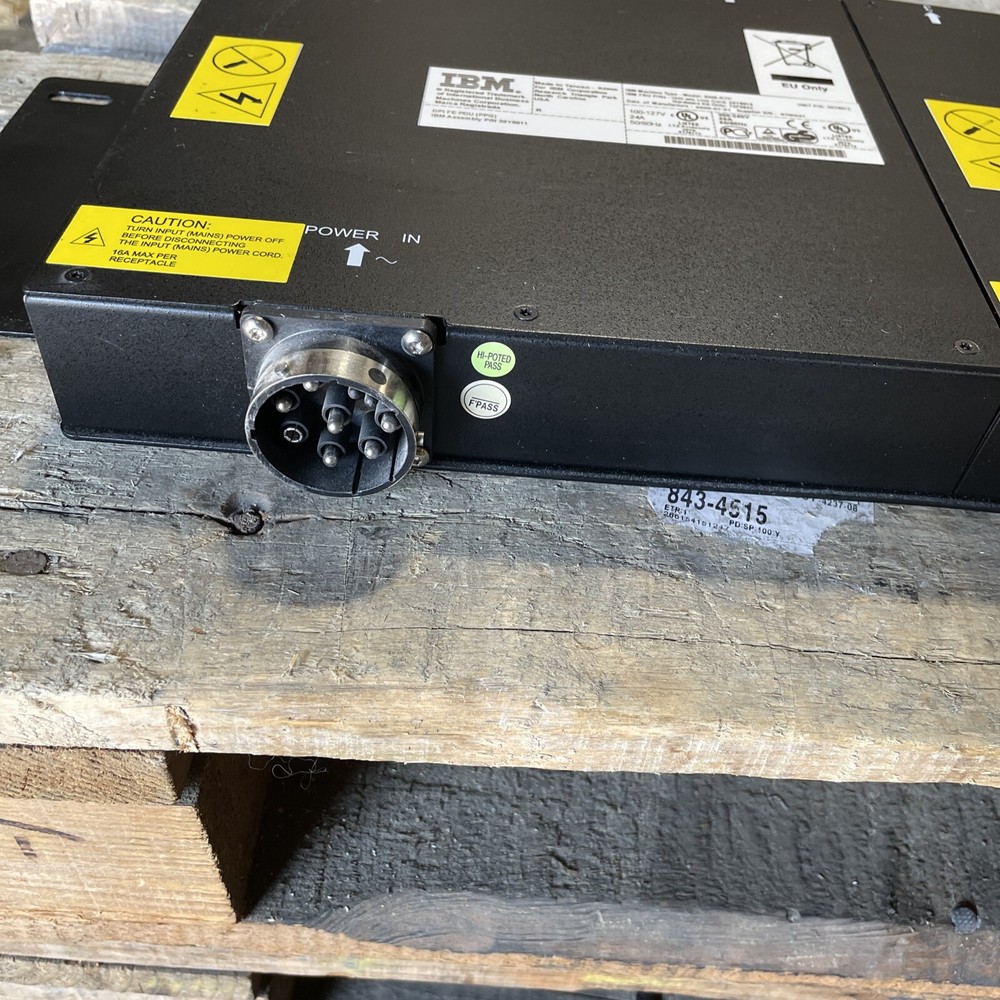 (2) IBM 3 Outlet 9306-RTP Server Power Brick Distribution Unit 39Y8912 Computer