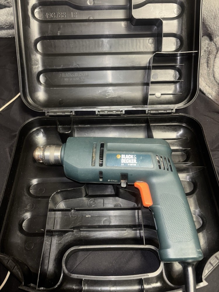 BLACK & DECKER 7152 TYPE 2 CORDED REVERSIBLE DRILL 3/8"