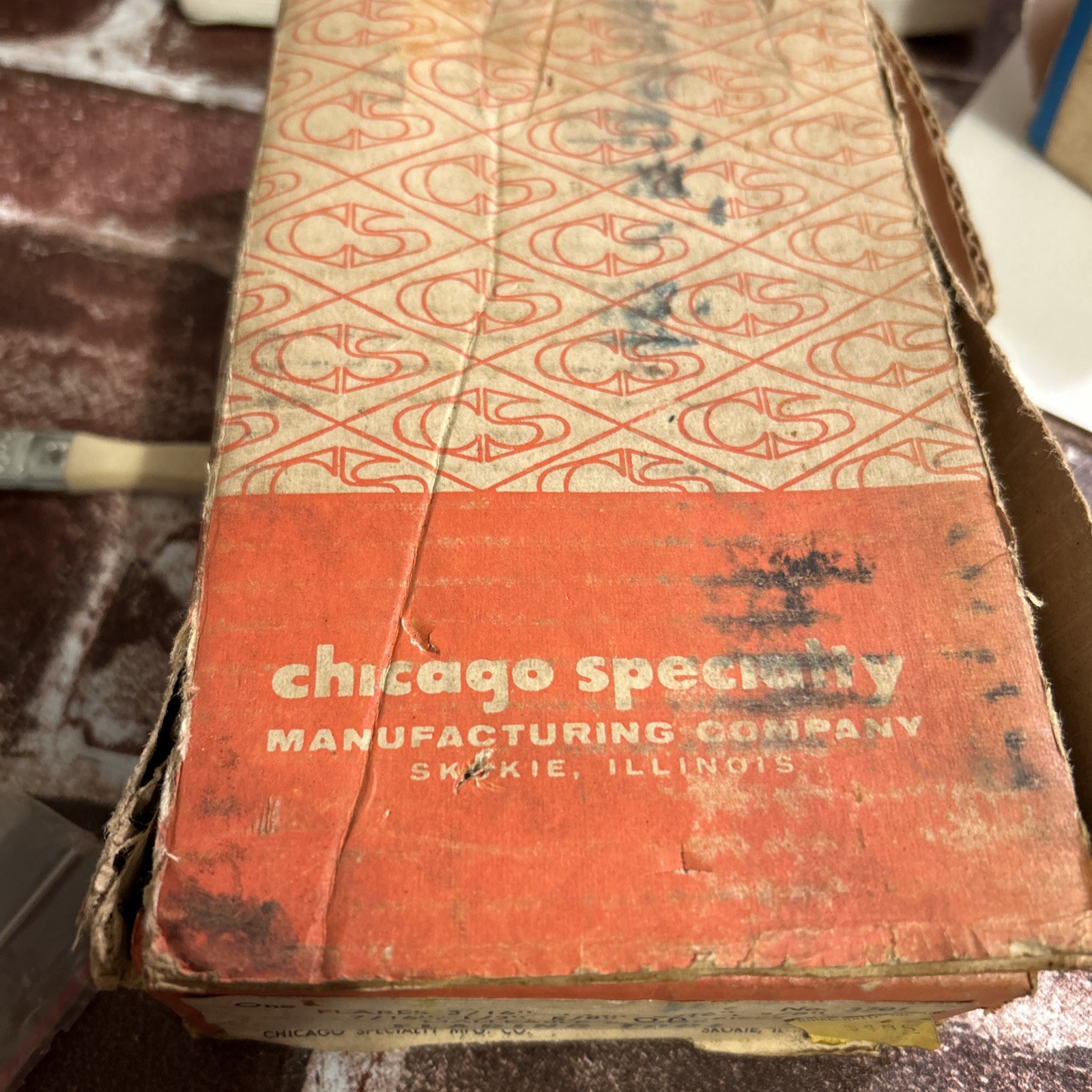 VINTAGE CHICAGO SPECIALTY MFG CO FLARING TOOL #3702 (FROM 3/16 TO 1/2" )