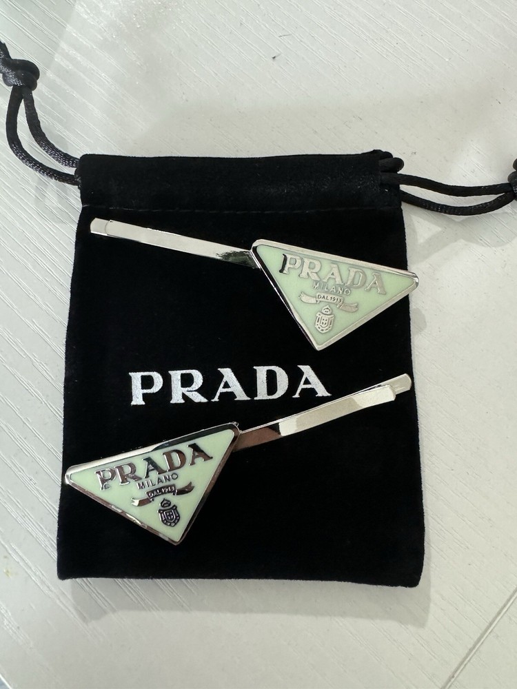 Triangle P pins - Put Selected Color In Note Section Of Checkout