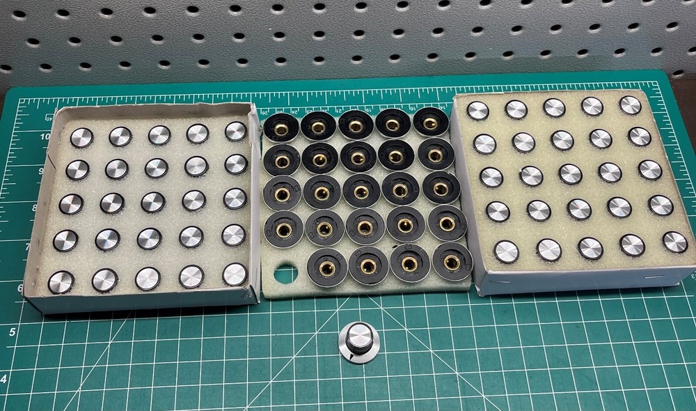 Aluminum Knobs 24mm Retro Metallic Arrow Pointer 100 pcs