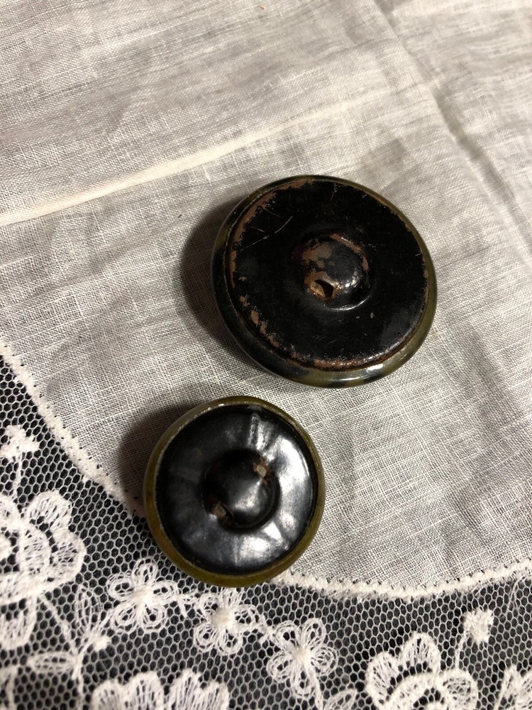 Celluloid Buttons Beautiful Color & Pattern Button Lot 112-13