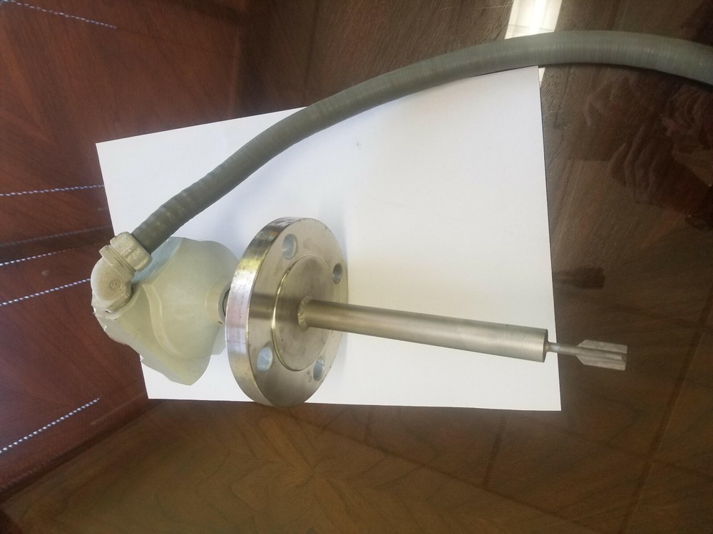 K-Tek RS85 Vibrating Fork Level Swich