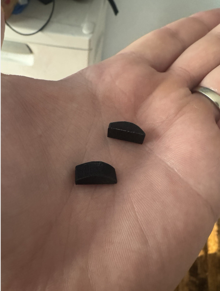 Compression lock buttons for Spyderco Paramilitary 2 or 3