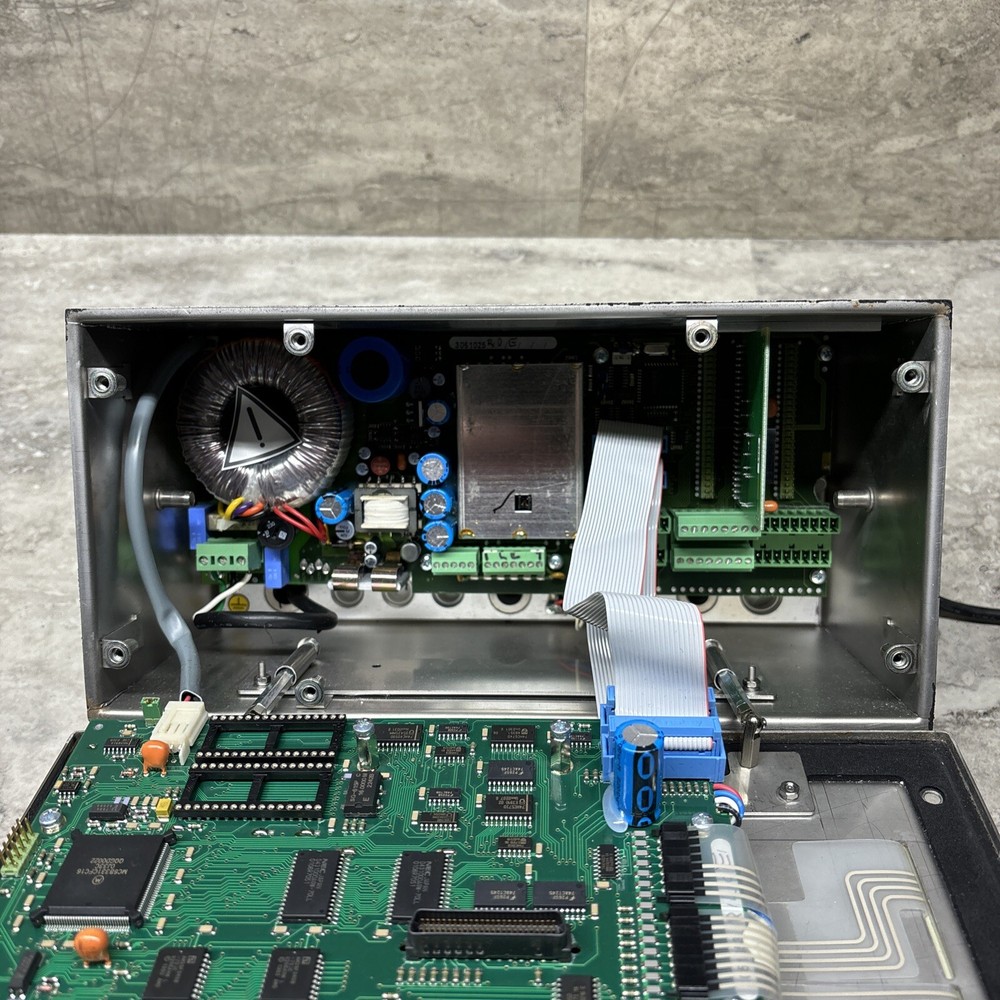 GWT PR 1713 Programmable Weighing And Batching Controller