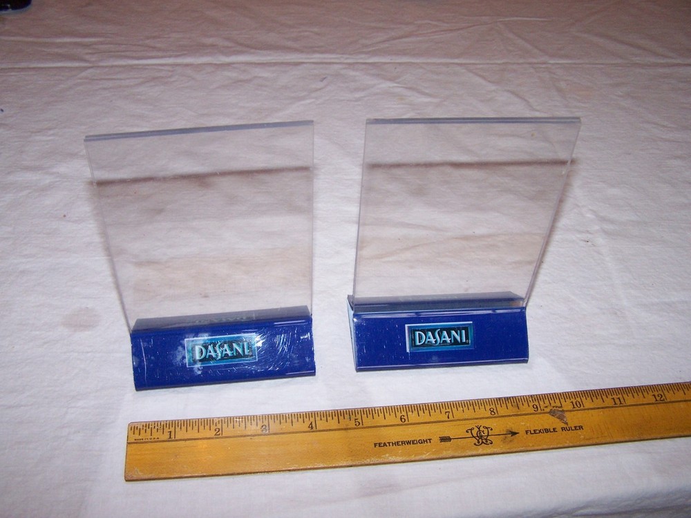 2 DISANI Water - Table / Booth Menu Holder Sign