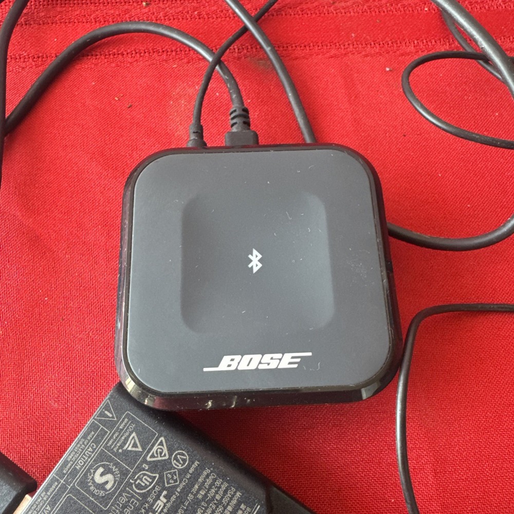 Bose Bluetooth Audio Adapter 418048 With Power And Connection Cord