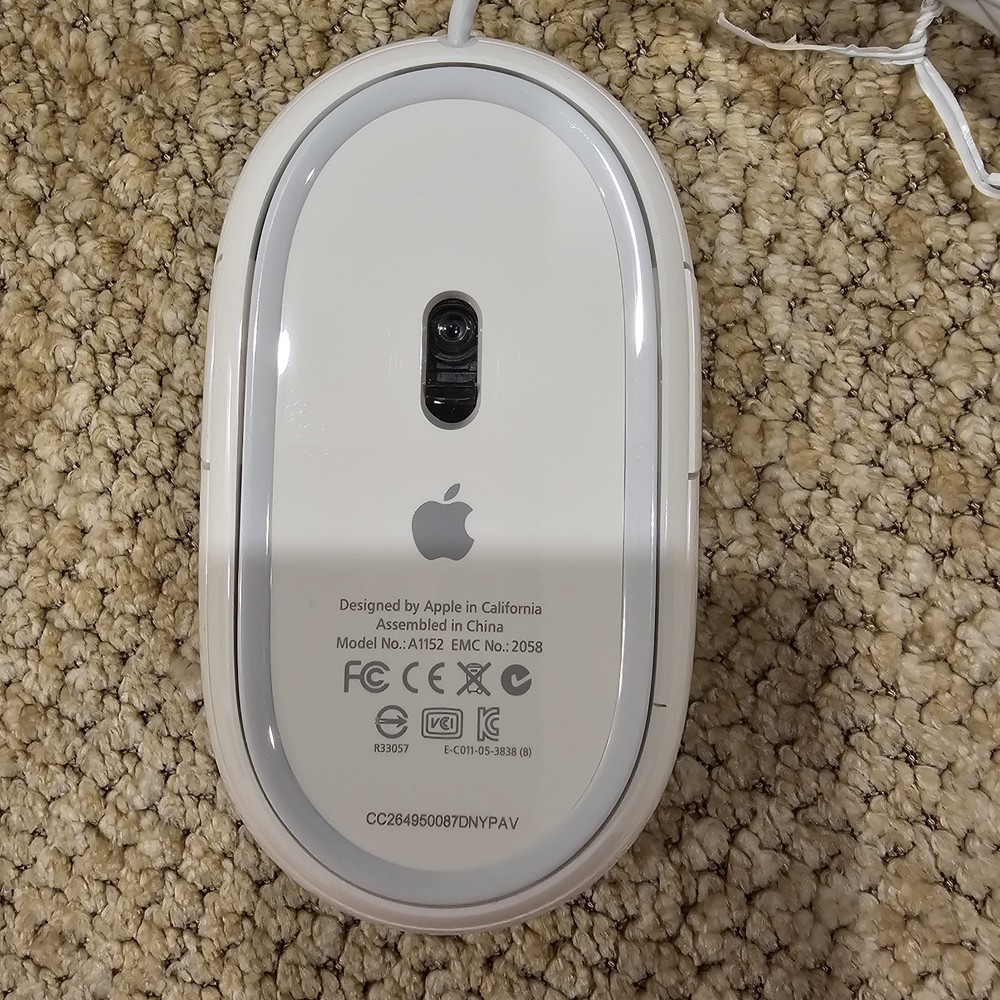 Genuine Apple A1152 Mighty Mouse MB112LL/B Optical Wired Mouse White MacPro