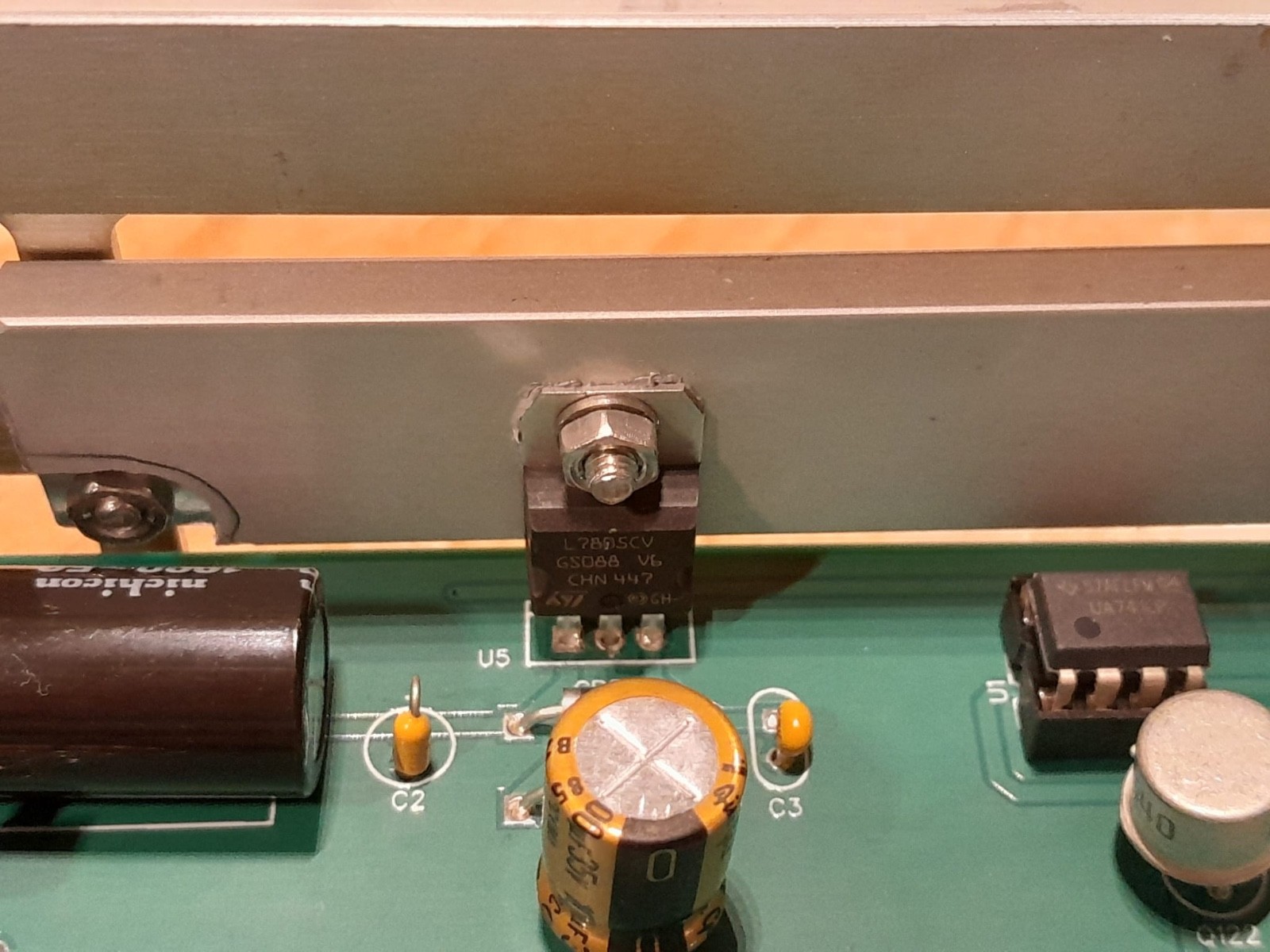 Tektronix TM500 mainframe-tester (067-1201-99) designed by NFM: new plug-in