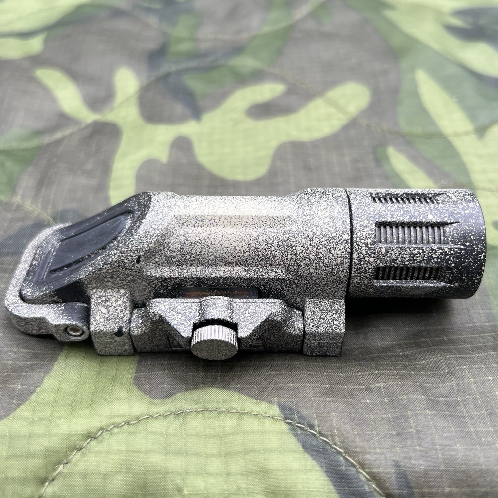 Haley Strategic HSP INFORCE Weapon Light SOF used pic rail mount