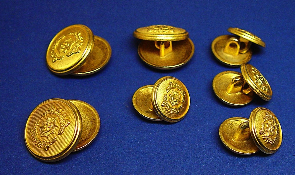 BTM REPLACEMENT BUTTONS 14 Gold Tone solid metal buttons Good Used Condition