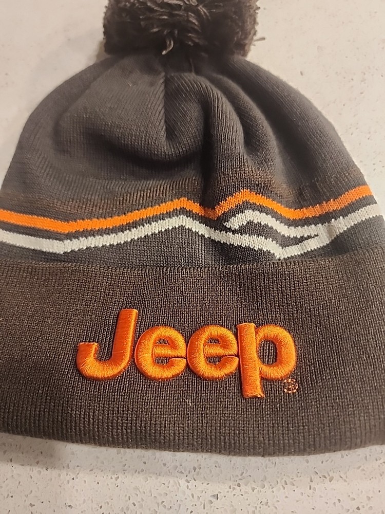 JEEP BEANIE CAP/HAT BROWN Stripe Pom Soft