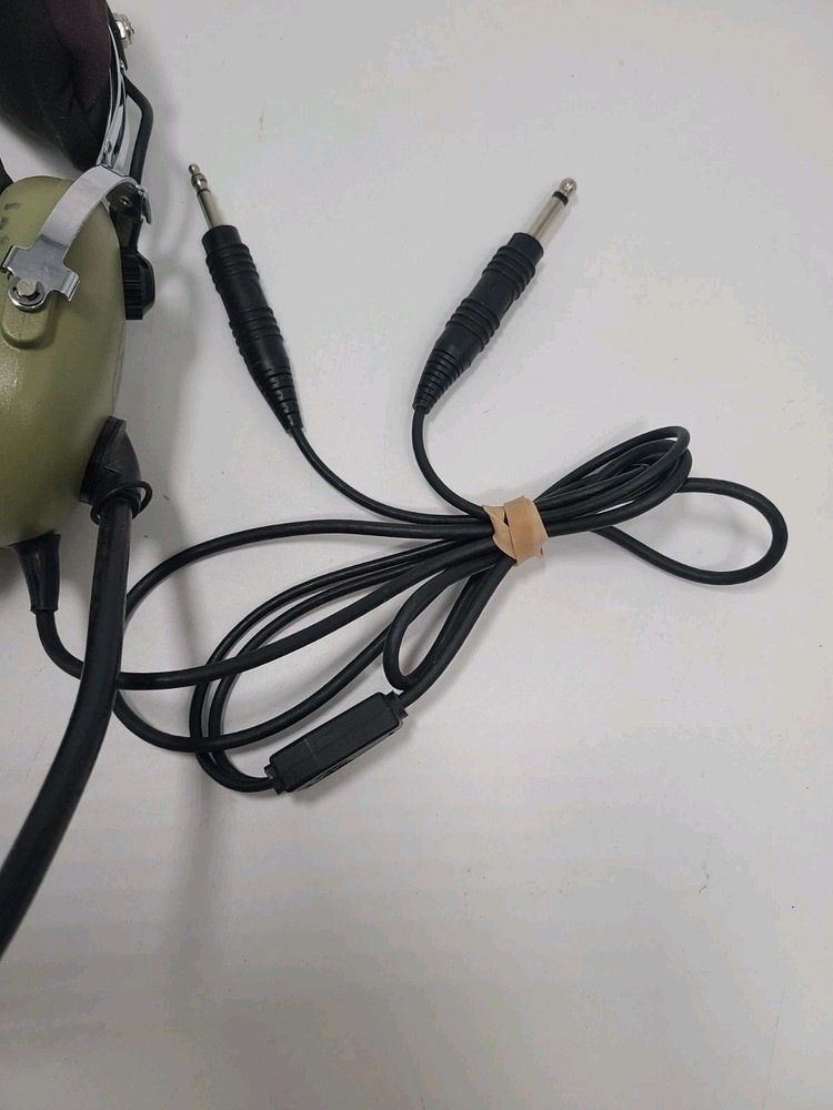 David Clark H10-13.4 Aviation Headset w/Microphone Untested