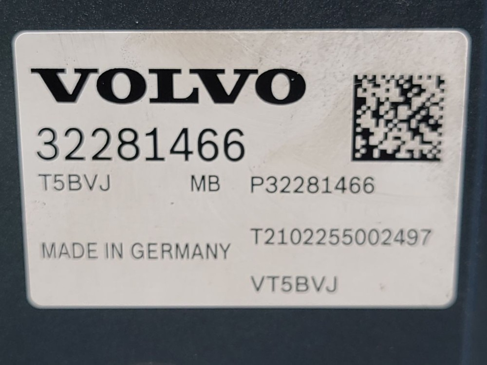 VOLVO XC40 ABS Pump Modulator Control Unit 32281466