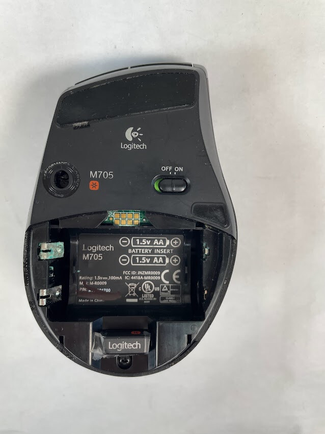 Logitech MK700 Wireless Keyboard with Logitech Wireless Mouse M705