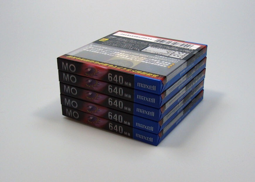 5x Unopened Maxell 3.5inch 640MB Rewritable MO Disk / Unformatting
