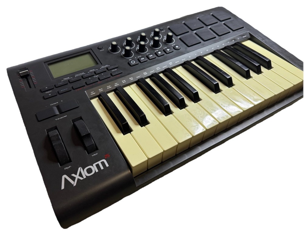 M-Audio Axiom 25 USB MIDI Keyboard Controller Pads Knobs Tested Working