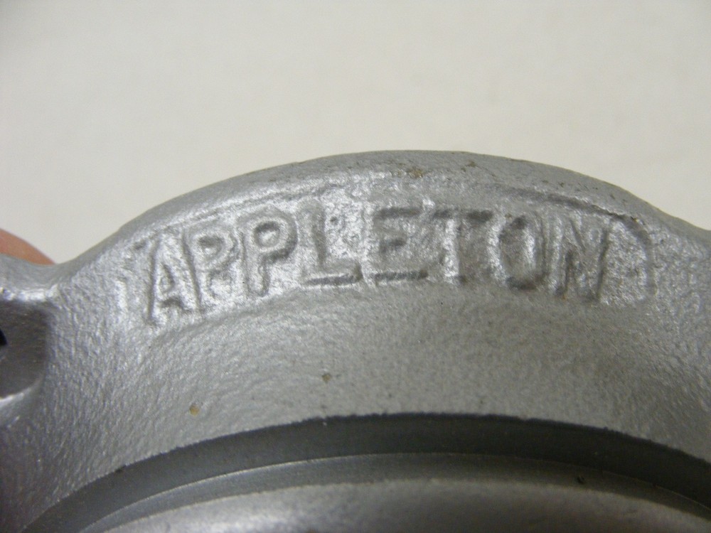 Appleton VPT7X Fixture NOS (a42)