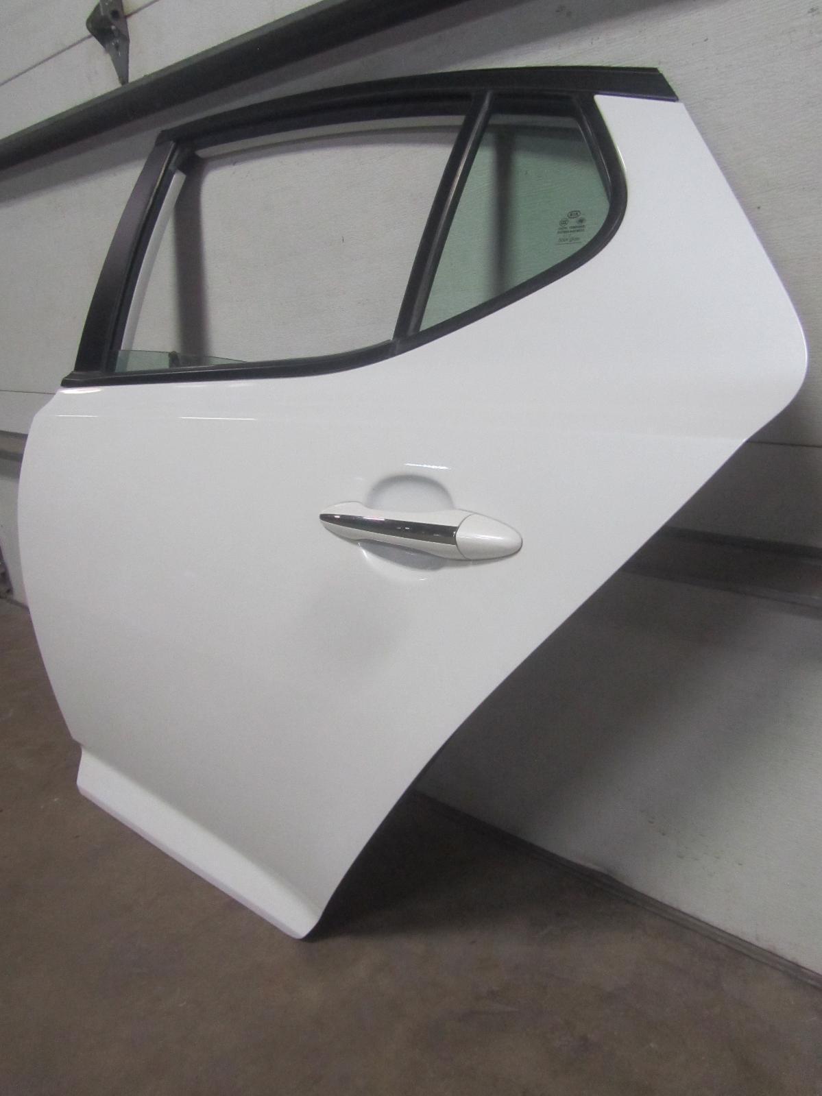 11-15 KIA OPTIMA LR Left Driver Rear Door Left Rear Door Snow White Pearl SWP