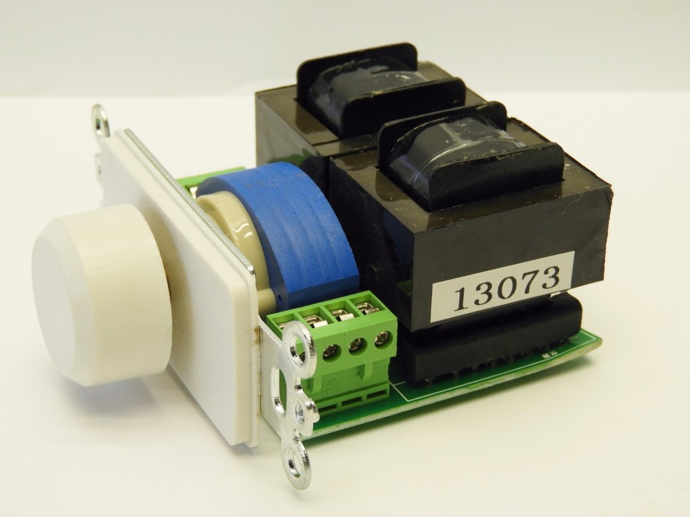 Volume Control 100WJ-R 100 Watt White