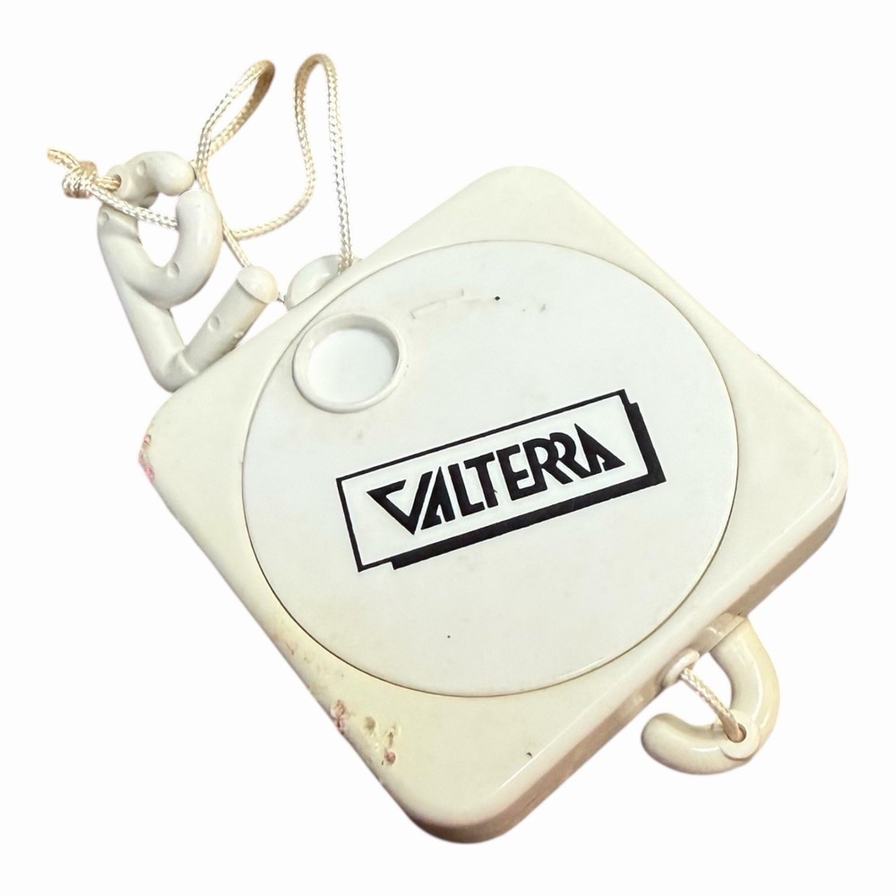 Valterra Portable Retractable Clothes Line RV