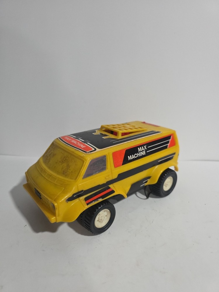 Vintage 1978 Scharper Max Machine Remote Control Van 8” long no controller