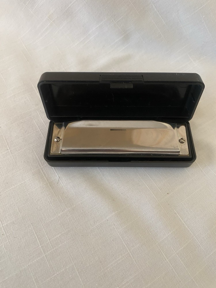 Silver Key C Harmonica With Hard Case