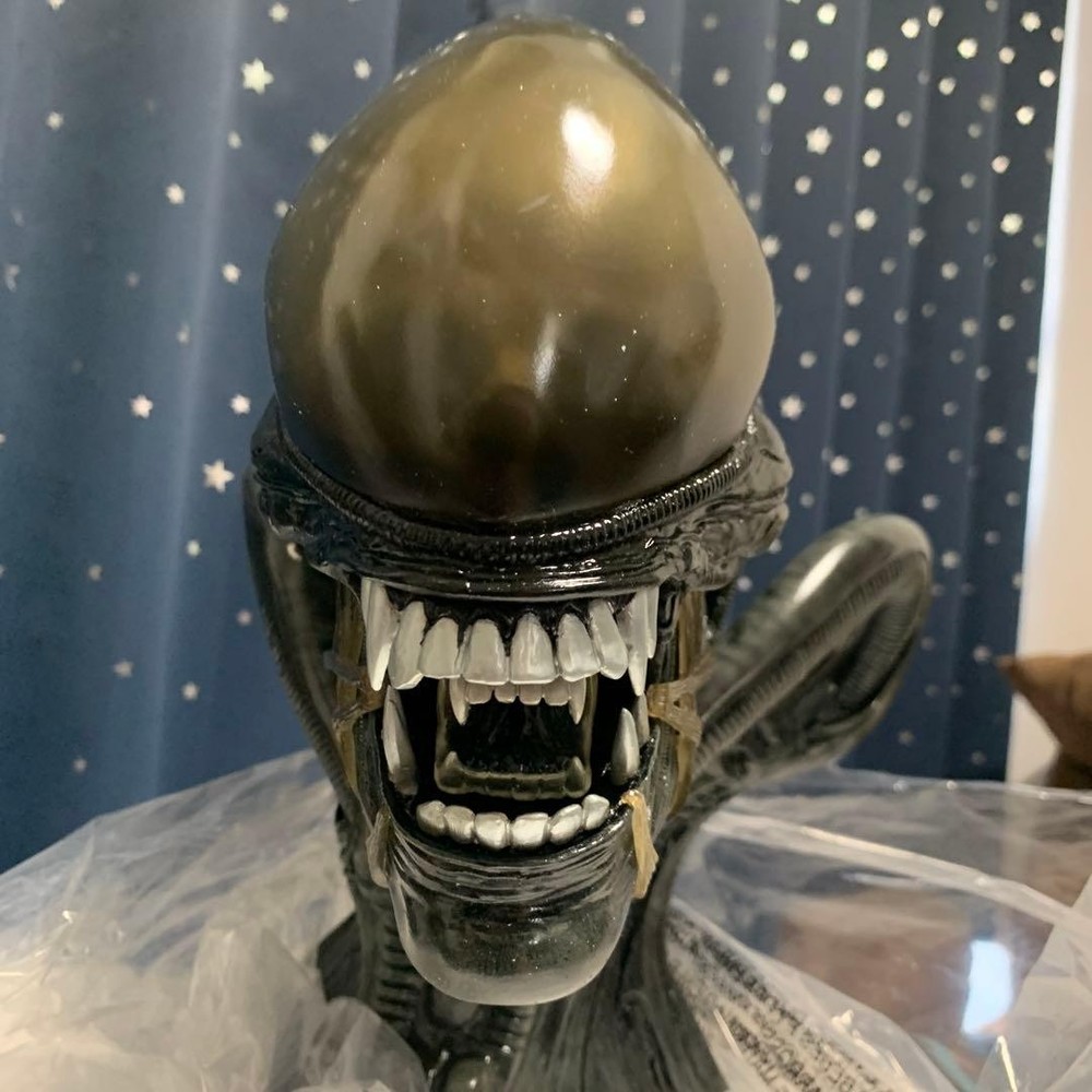 Alien Big Chap Bust Statue World Limited 2000 w/Box