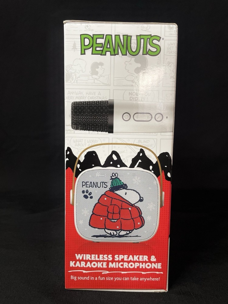 Peanuts Snoopy Wireless Bluetooth Speaker & Karaoke Microphone Set