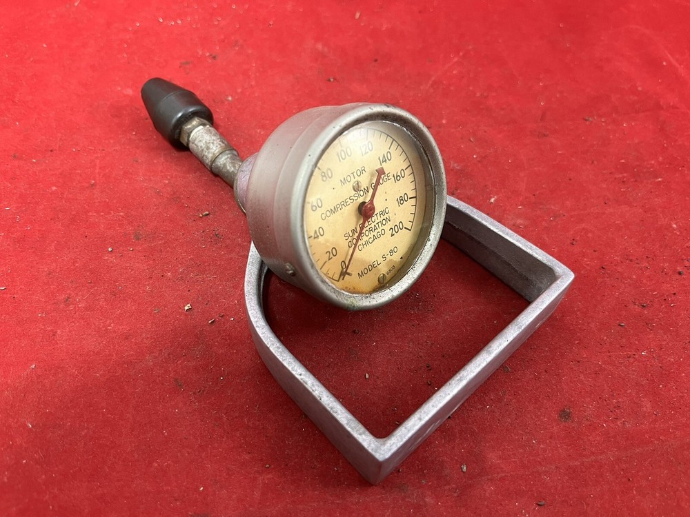 Sun Electric Corp. Model S-80 Engine Compression Tester