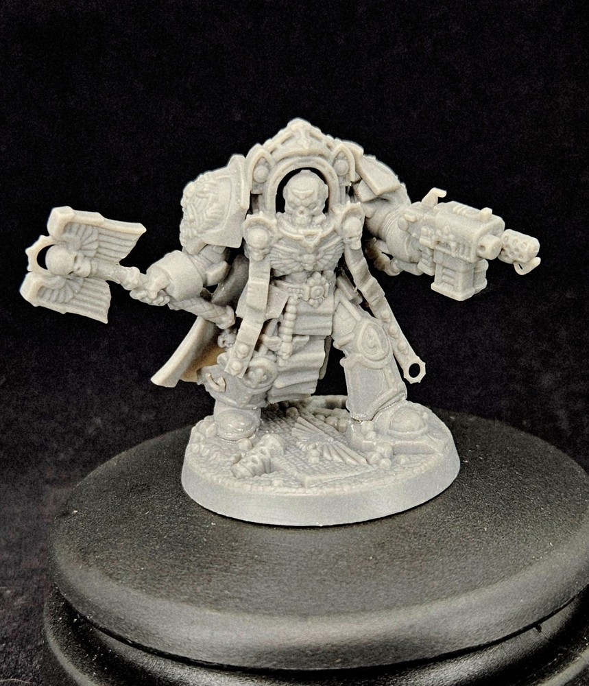 40K Terminator Chaplain Tarentus Commemorative Series