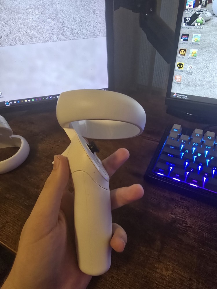 Pico Neo 3 Pro Virtual Reality Headset With Controllers