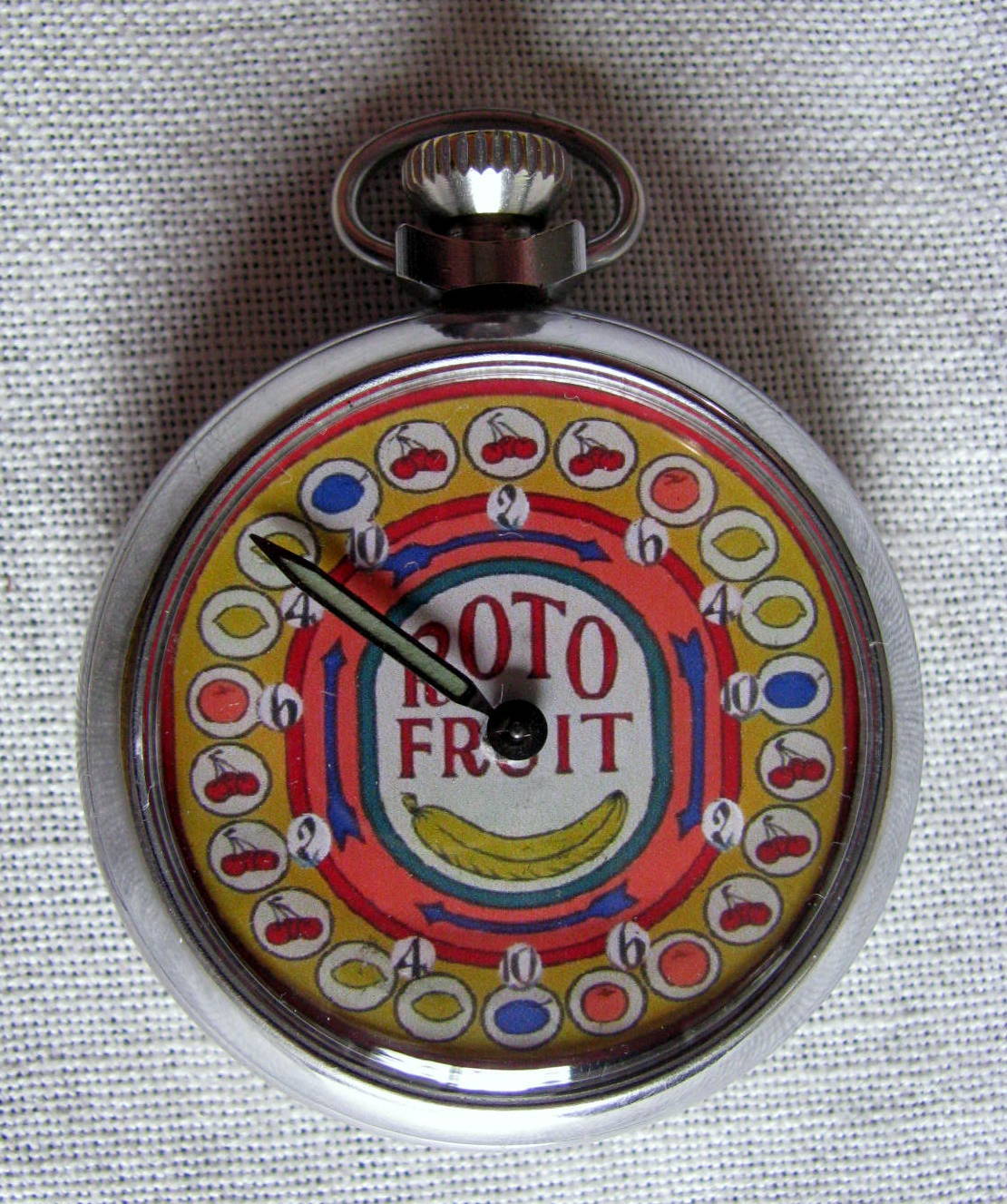 FINE VINTAGE POCKET WATCH STYLE SLOT MACHINE MECHANICAL GAMBLING DEVICE