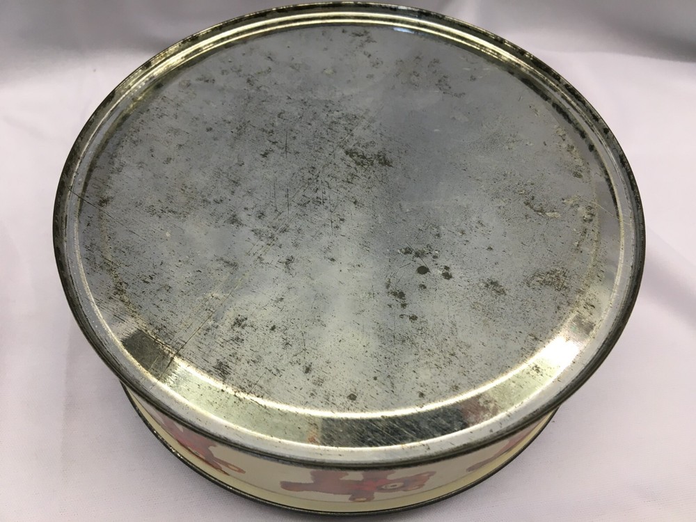 8" Round Tin Vintage Ice Skaters EMPTY