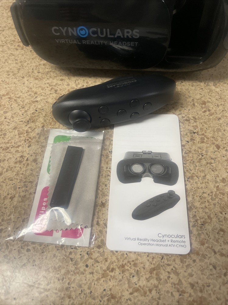 Cynoculars Virtual Reality Headset & Remote Used With Box Works