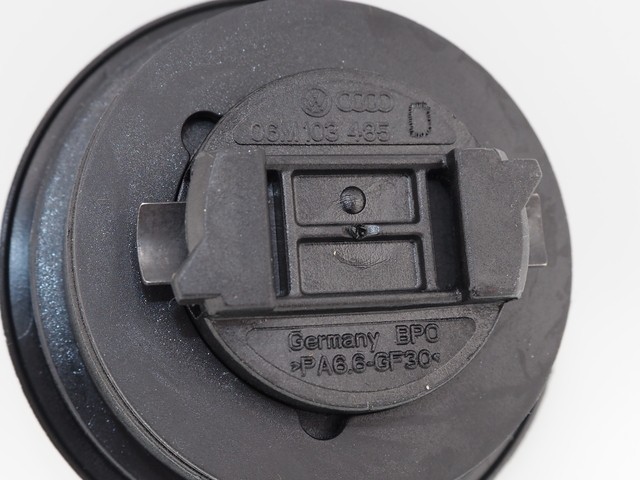 Genuine Cap 06M-103-485-D