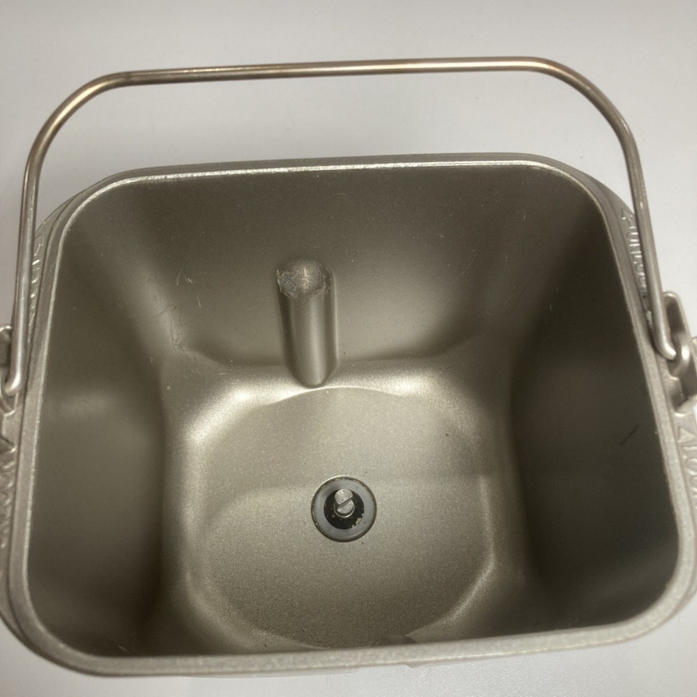 Panasonic Bread Machine Replacement Pan for SD-BT10P , "no paddle"