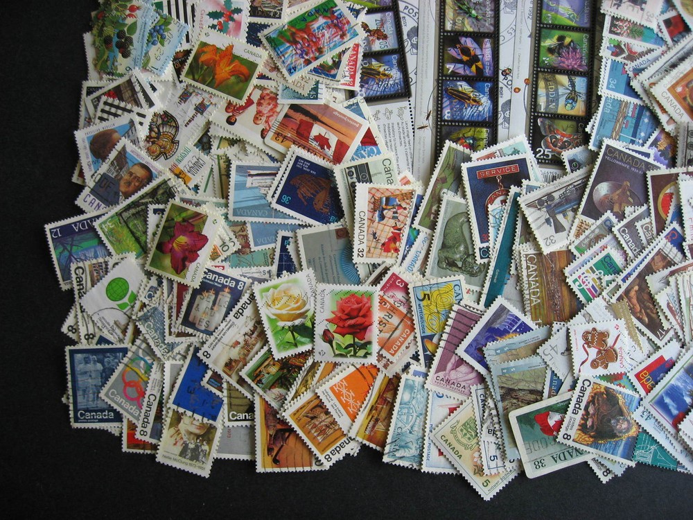 CANADA collection 800 different U old-2014.Face same=reg/ex-bklt/diff perfs etc