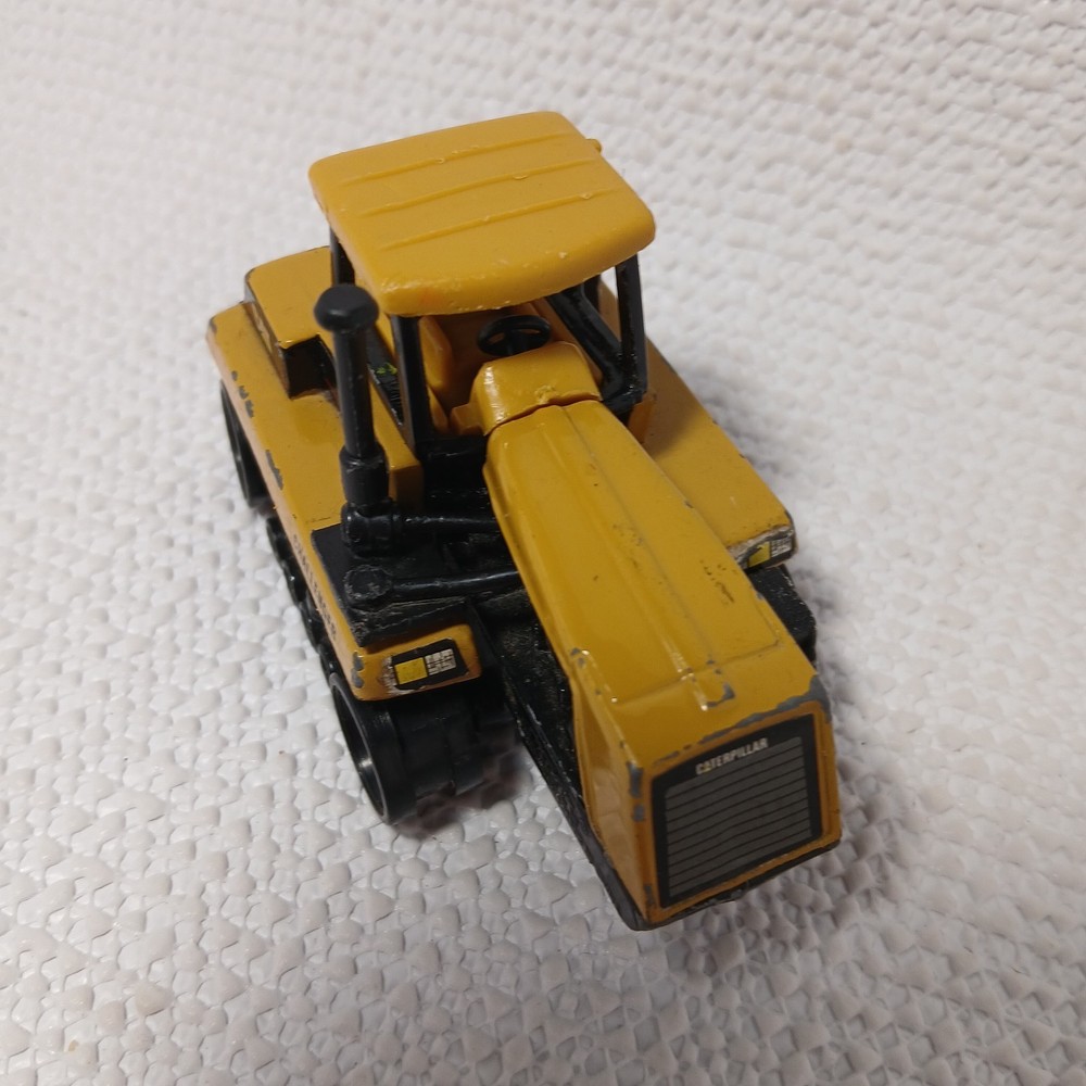 NORSCUT CAT  CHALLENGER 85C 1/64