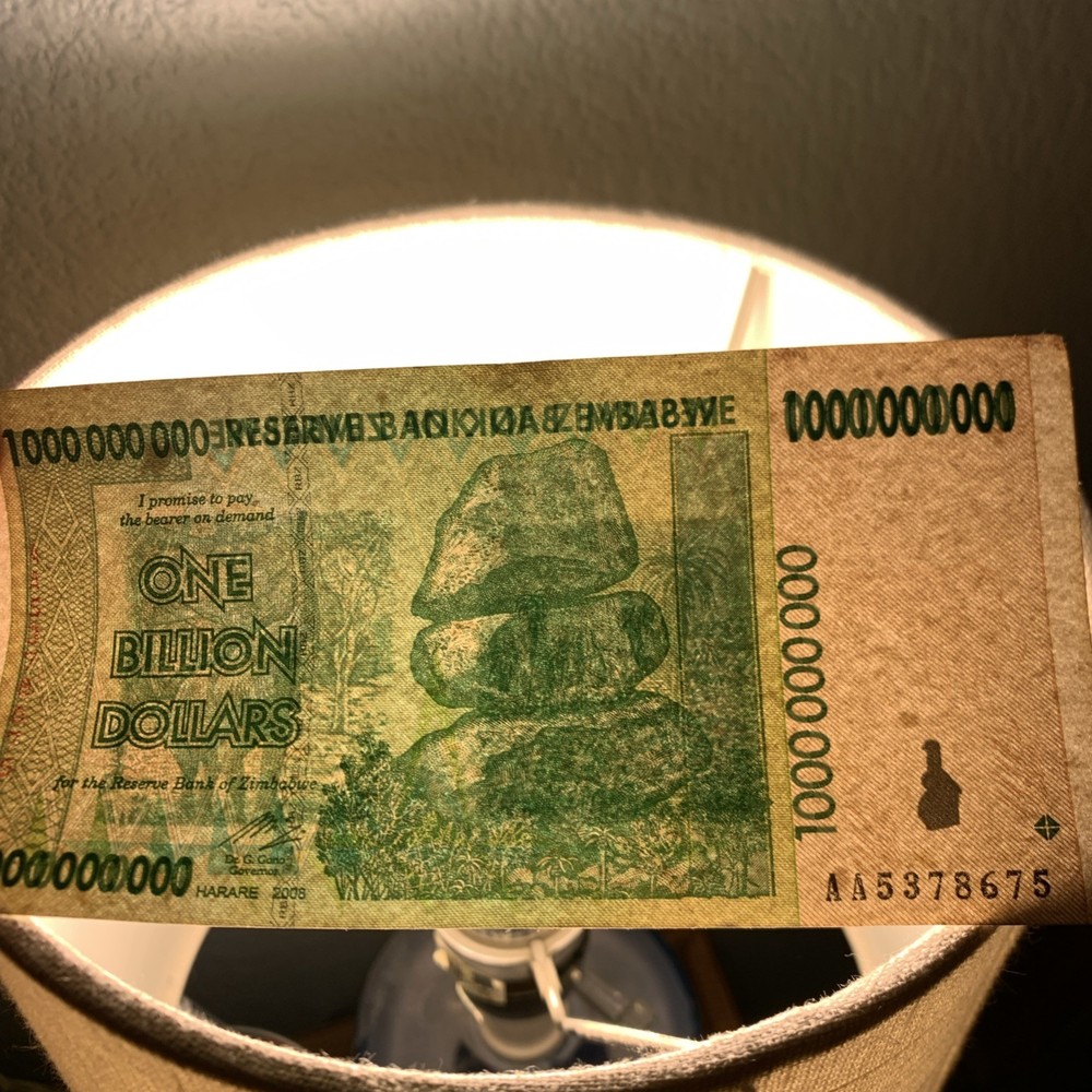 Zimbabwe 1 Billion Dollar Bill (2008 Hyperinflation)