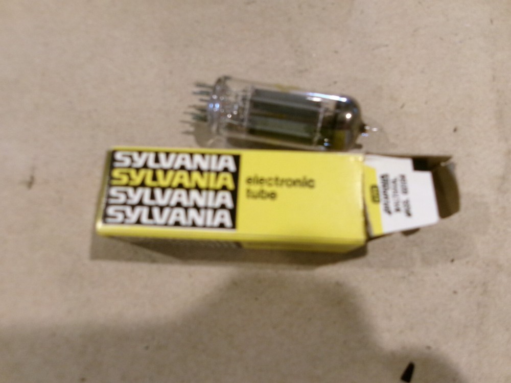 OEM VINTAGE ELECTRONIC TUBE SYLVANIA 6CM7